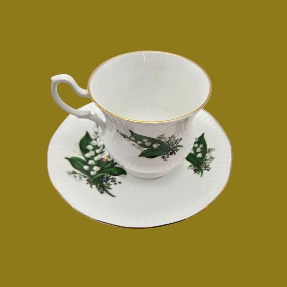 VTG Royal Minster Bone China England Lily of Valley Ribbed Teacup Saucer Set #5